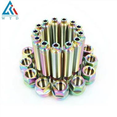 Bulloni ruota in titanio